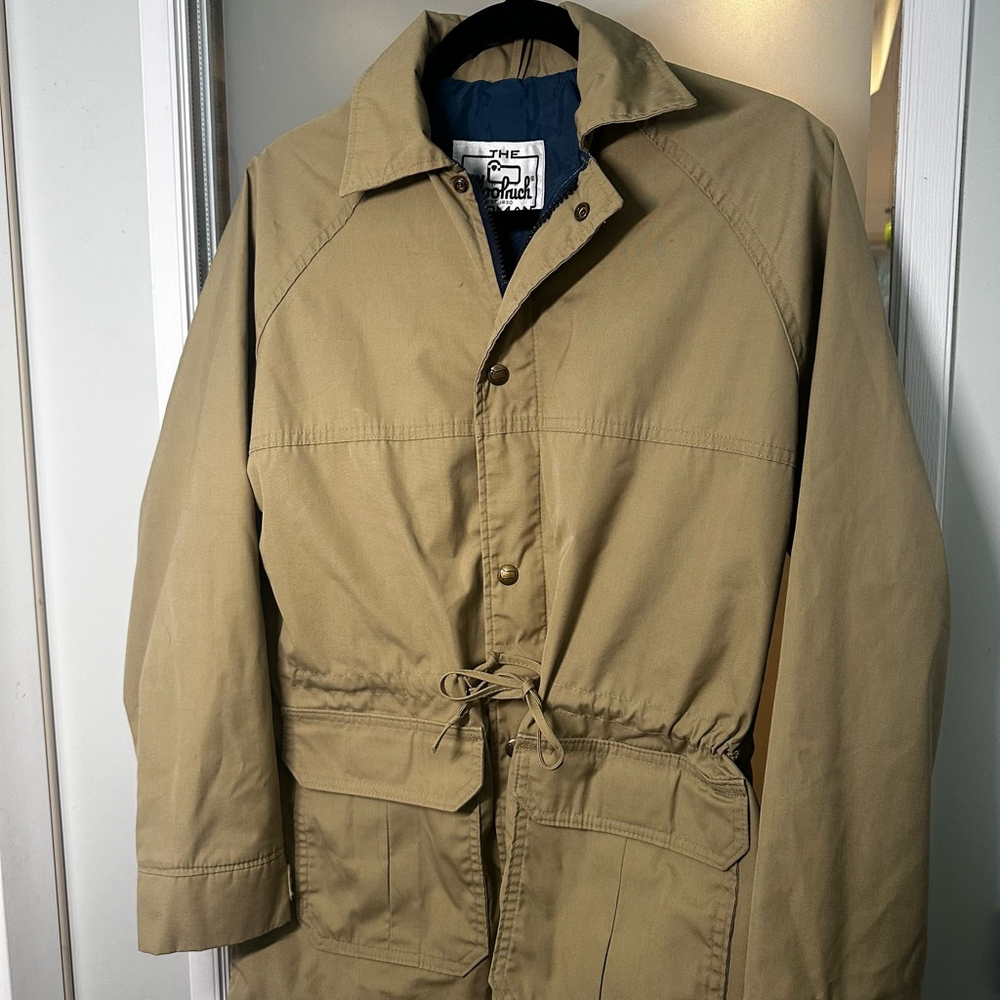 VINTAGE WOOLRICH Size M Khaki Zip Up Button Jacket with Waist Draw String - Picture 2 of 9